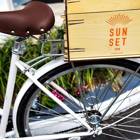 Sunset Inn イスラモラダ エクステリア 写真